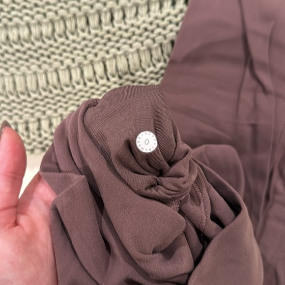 Lululemon aligns - Picture 2 of 2